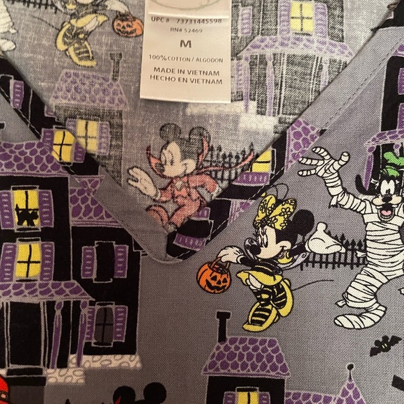 Scrub top - Picture 3 of 3